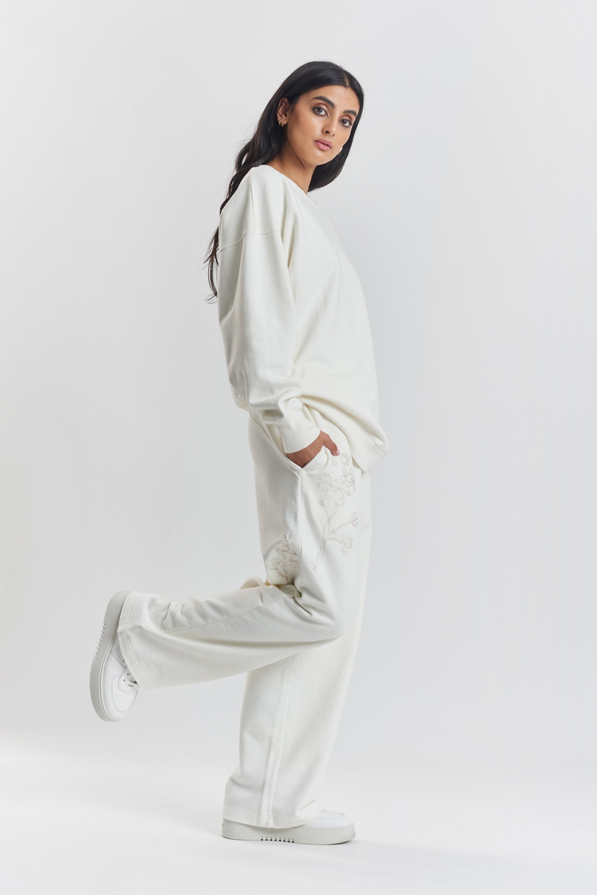 Nikita size S